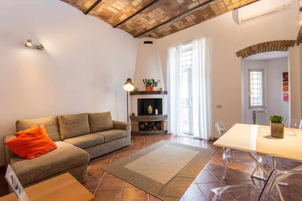 Appartamento Barberini Cozy Terrace Roma Esterno foto